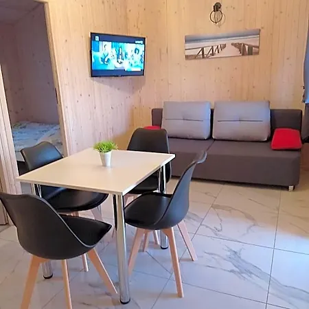بيت خشبي Sloneczne Nad Morzem